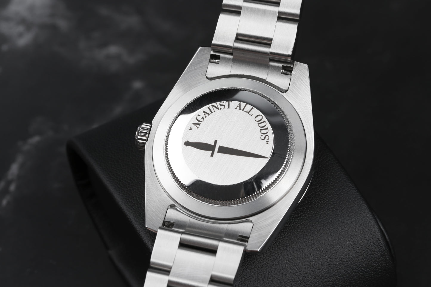 COMMANDO EDITION 39MM