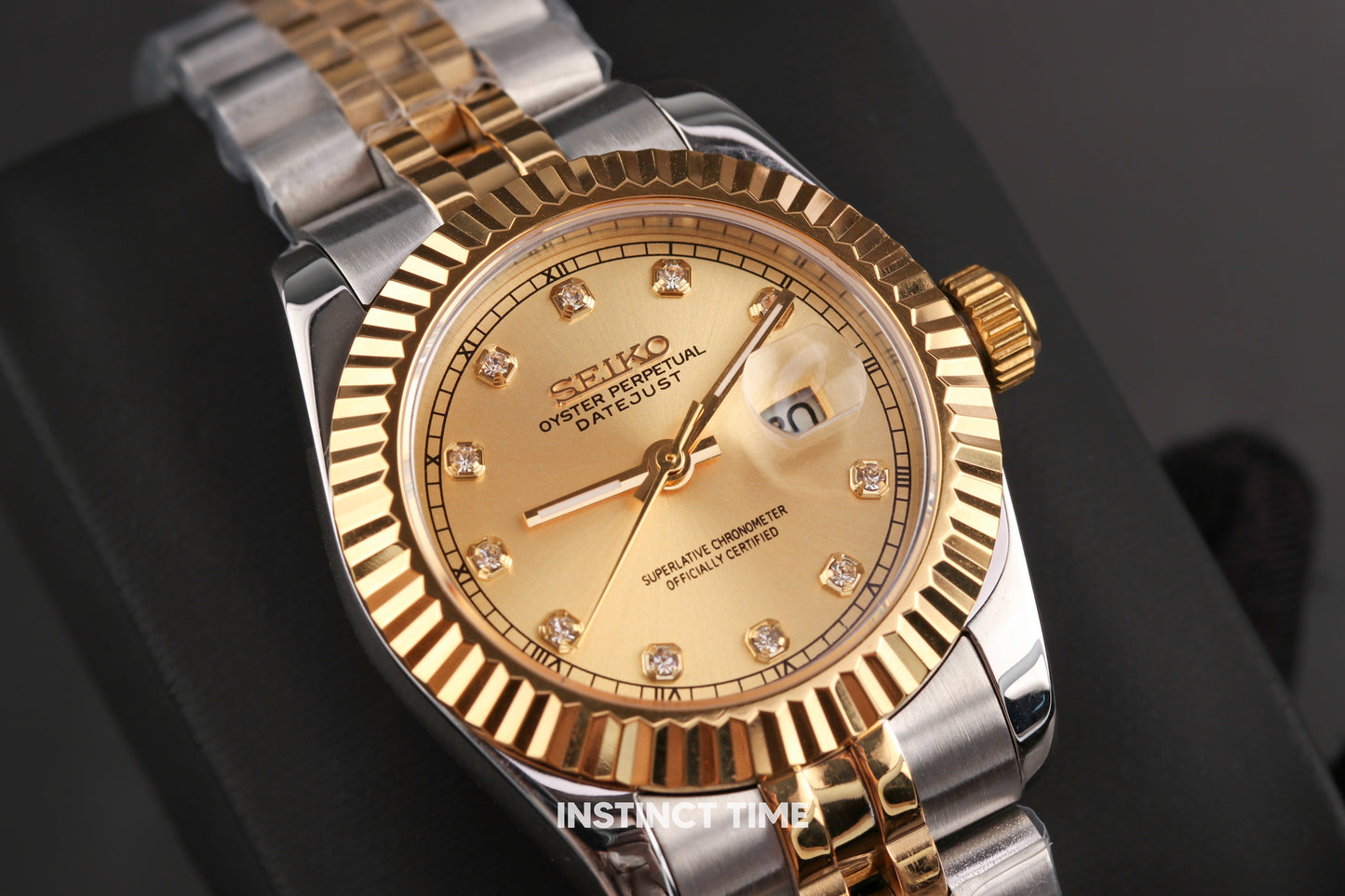 SEIKOJUST GOLD DIAMOND DIAL 31mm