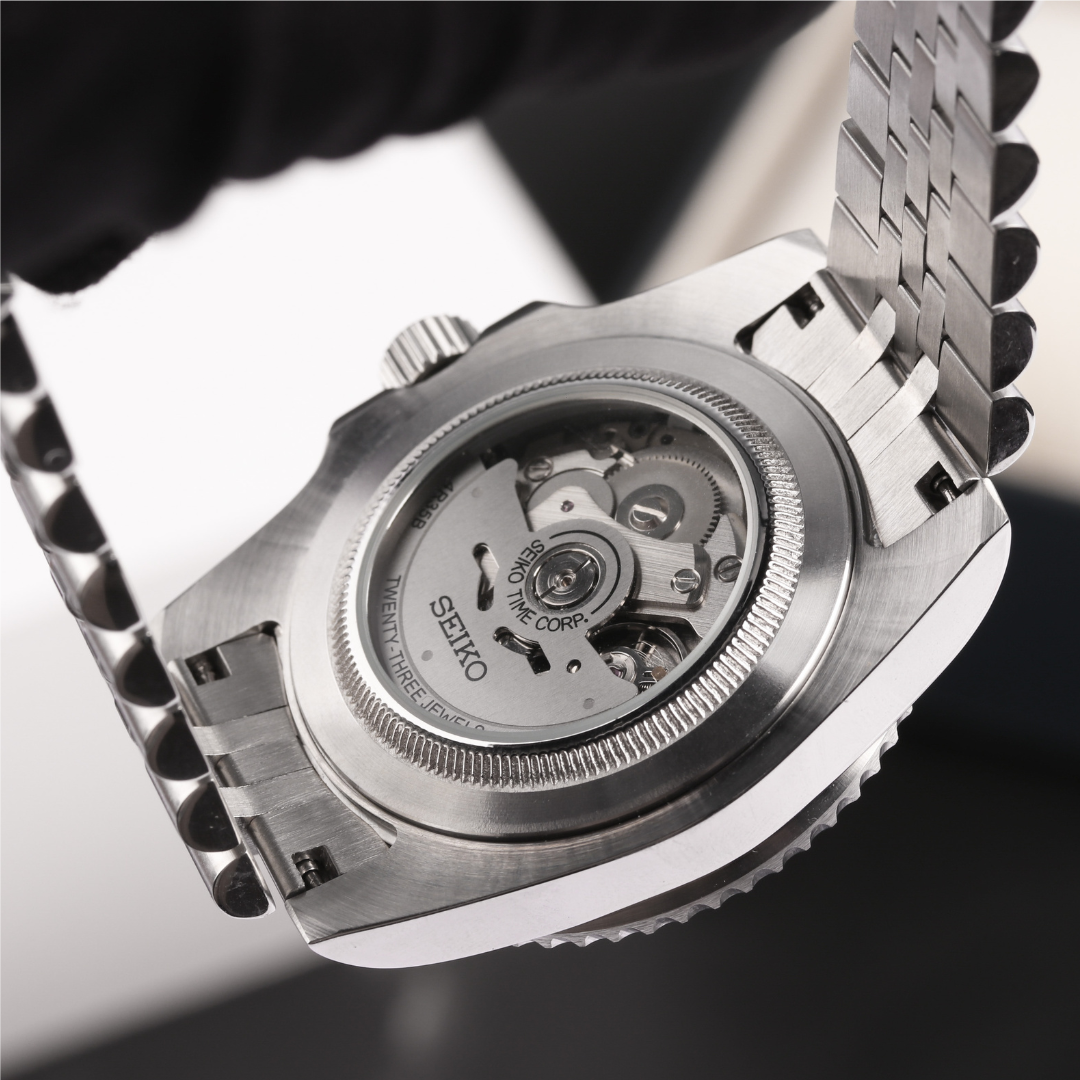 SEIKOJUST BLACK ARABIC 39MM