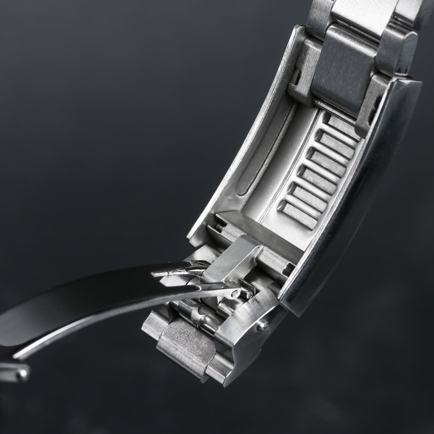 GMTEIKO ROOTBEER | GMT Movement