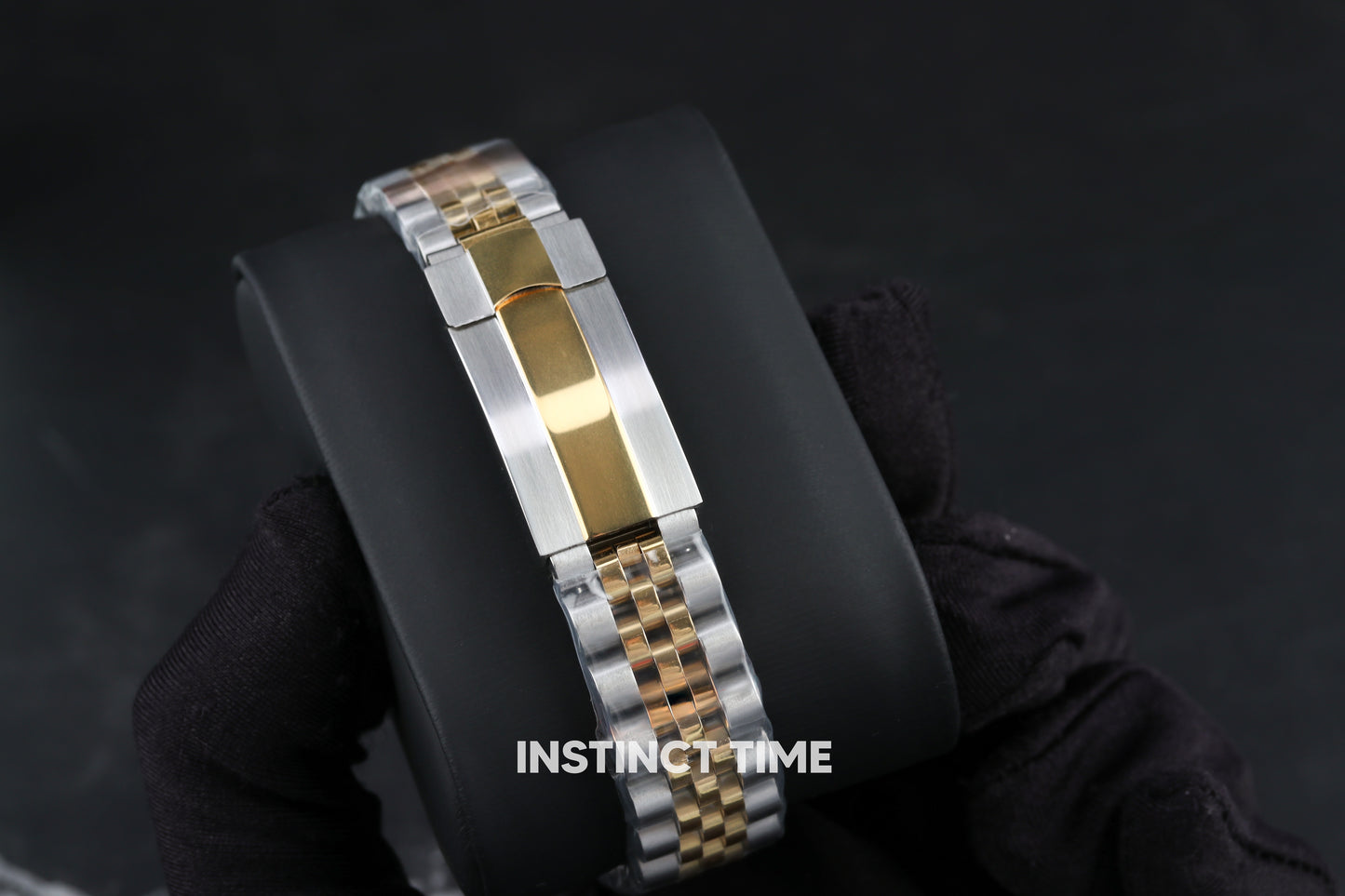 SEIKOJUST GOLD DIAMOND DIAL 31mm