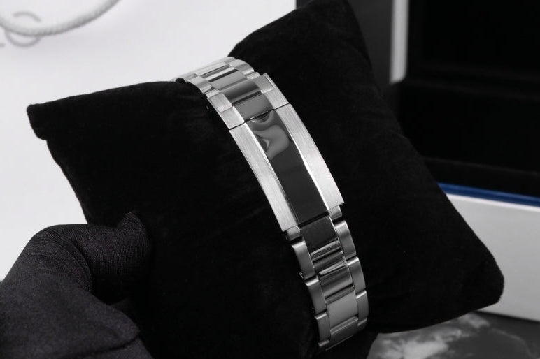 SEIKMARINER ICED BLUE