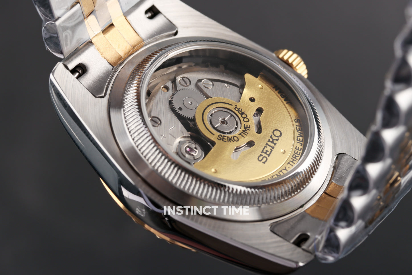 SEIKOJUST 39mm GOLD DIAMOND DIAL