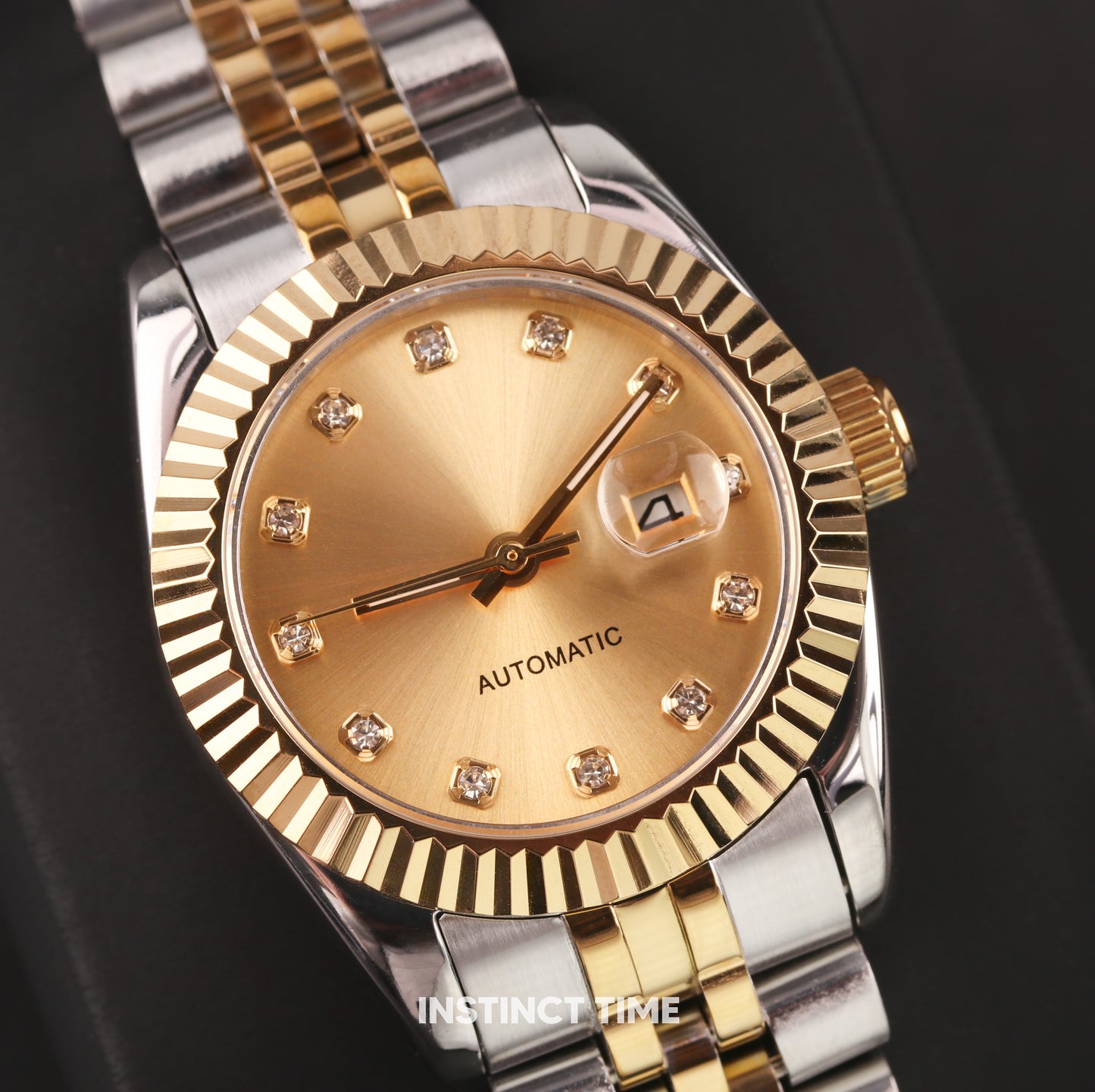 SEIKJUST GOLD DIAMOND DIAL 31mm