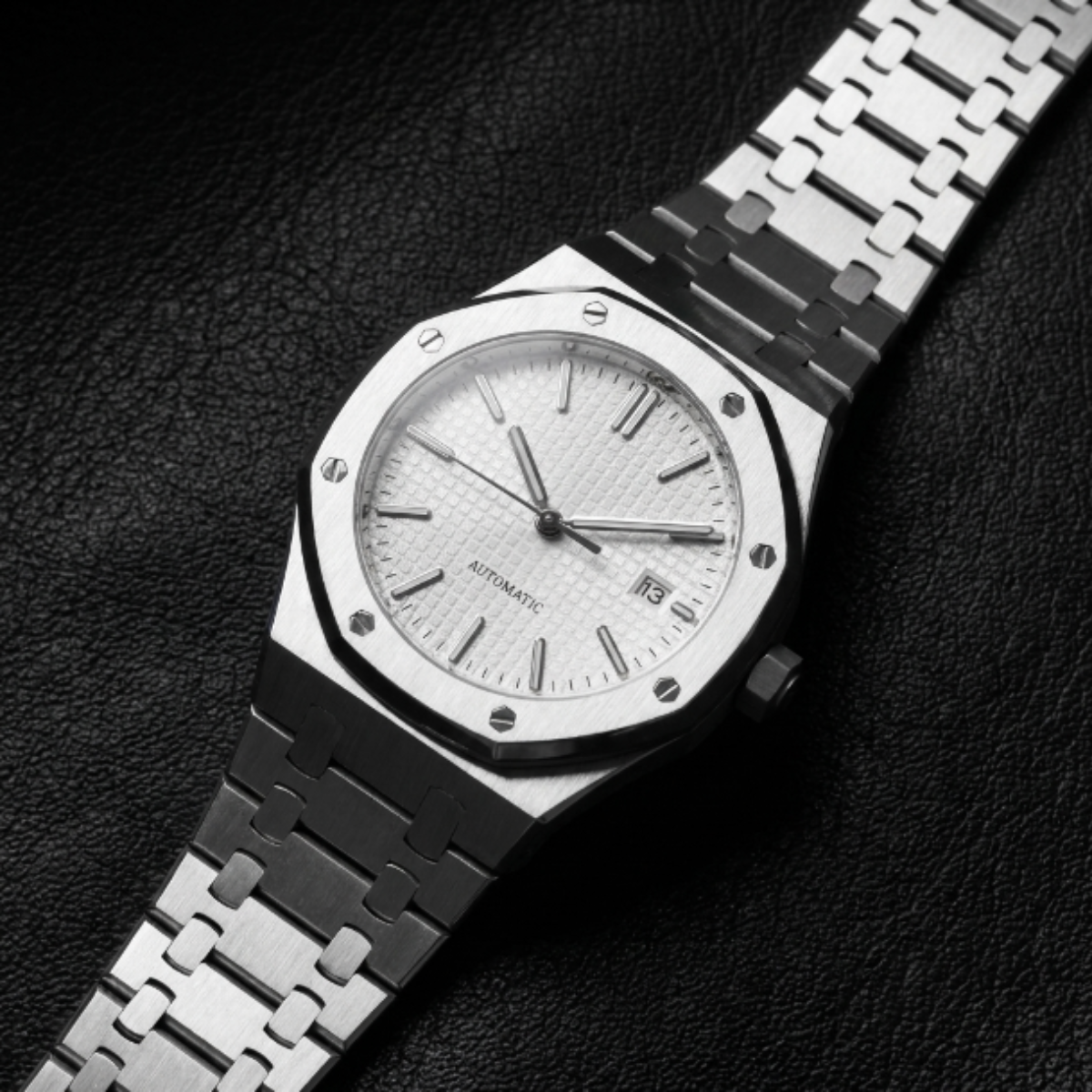 Oakline White
