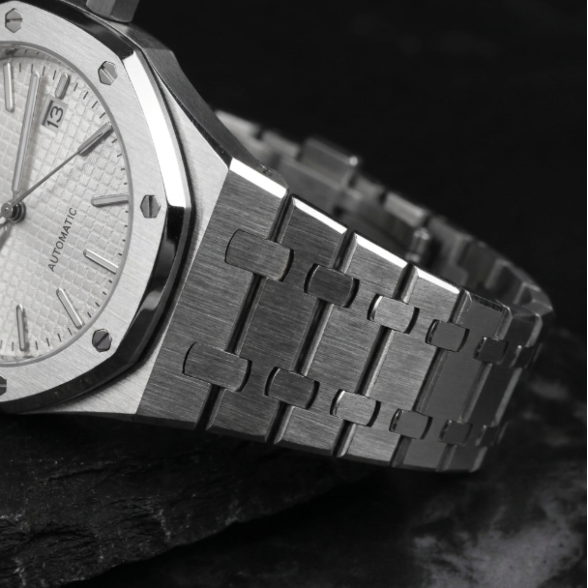 Oakline White