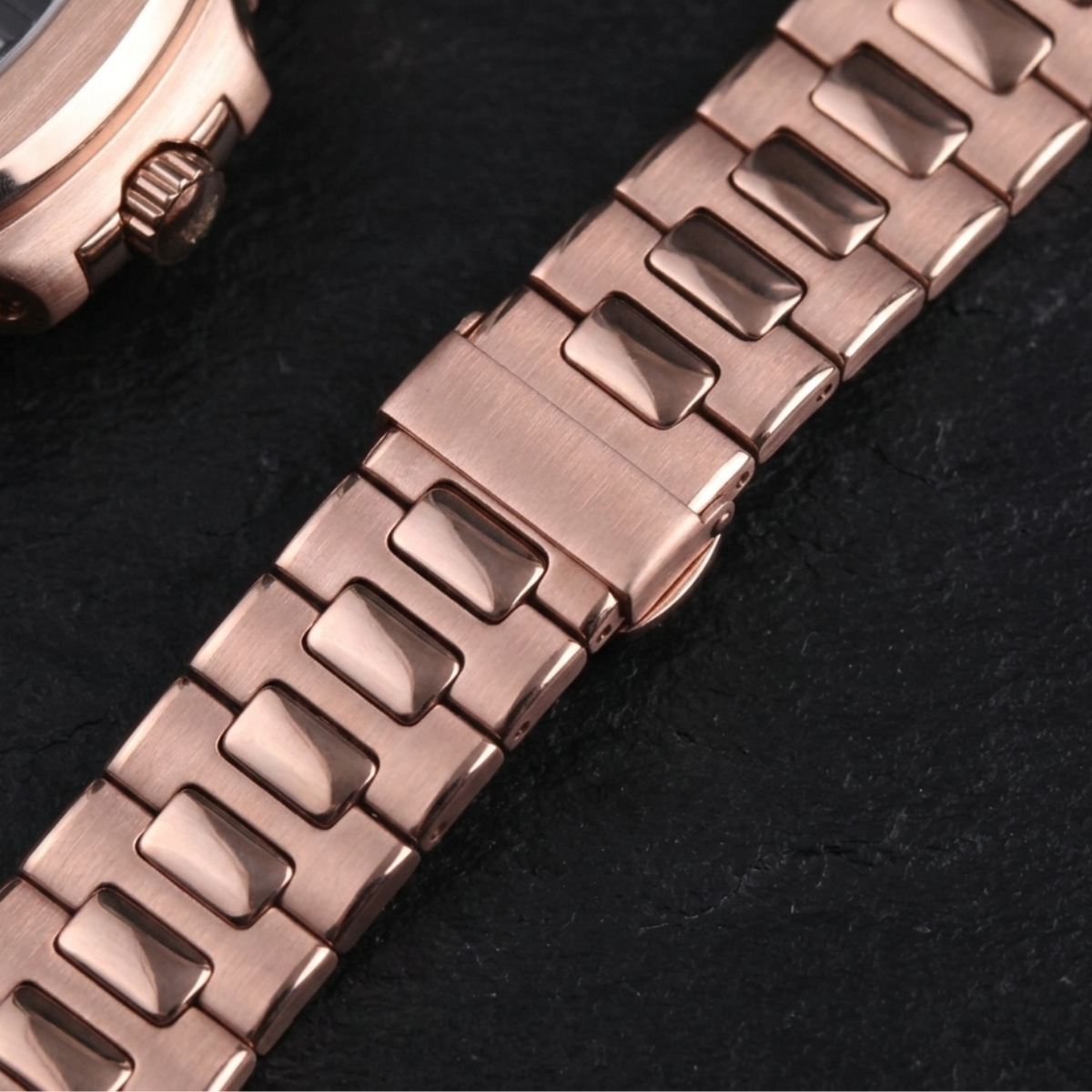 NAUTIKO ROSE GOLD BLACK