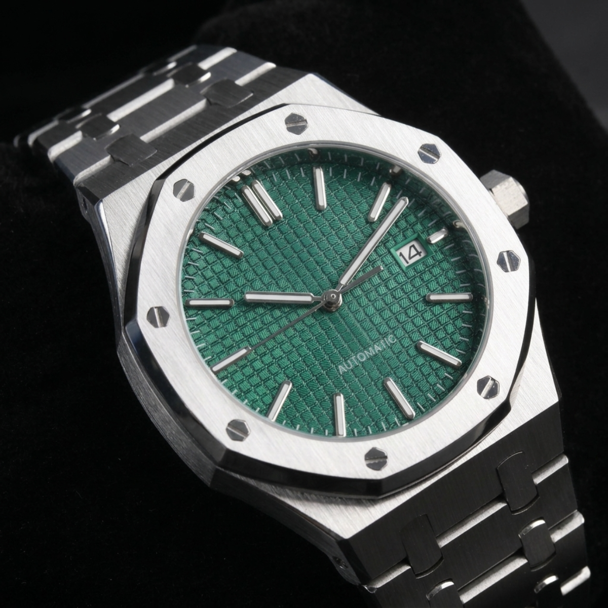 Oakline Green