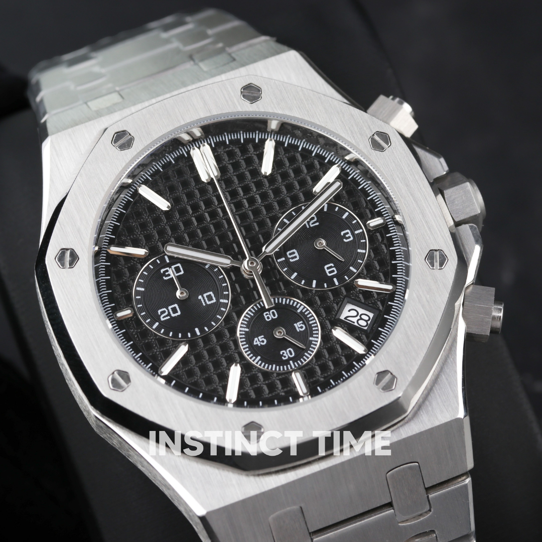 ROYAL SEIKOAK BLACK CHRONOGRAPH