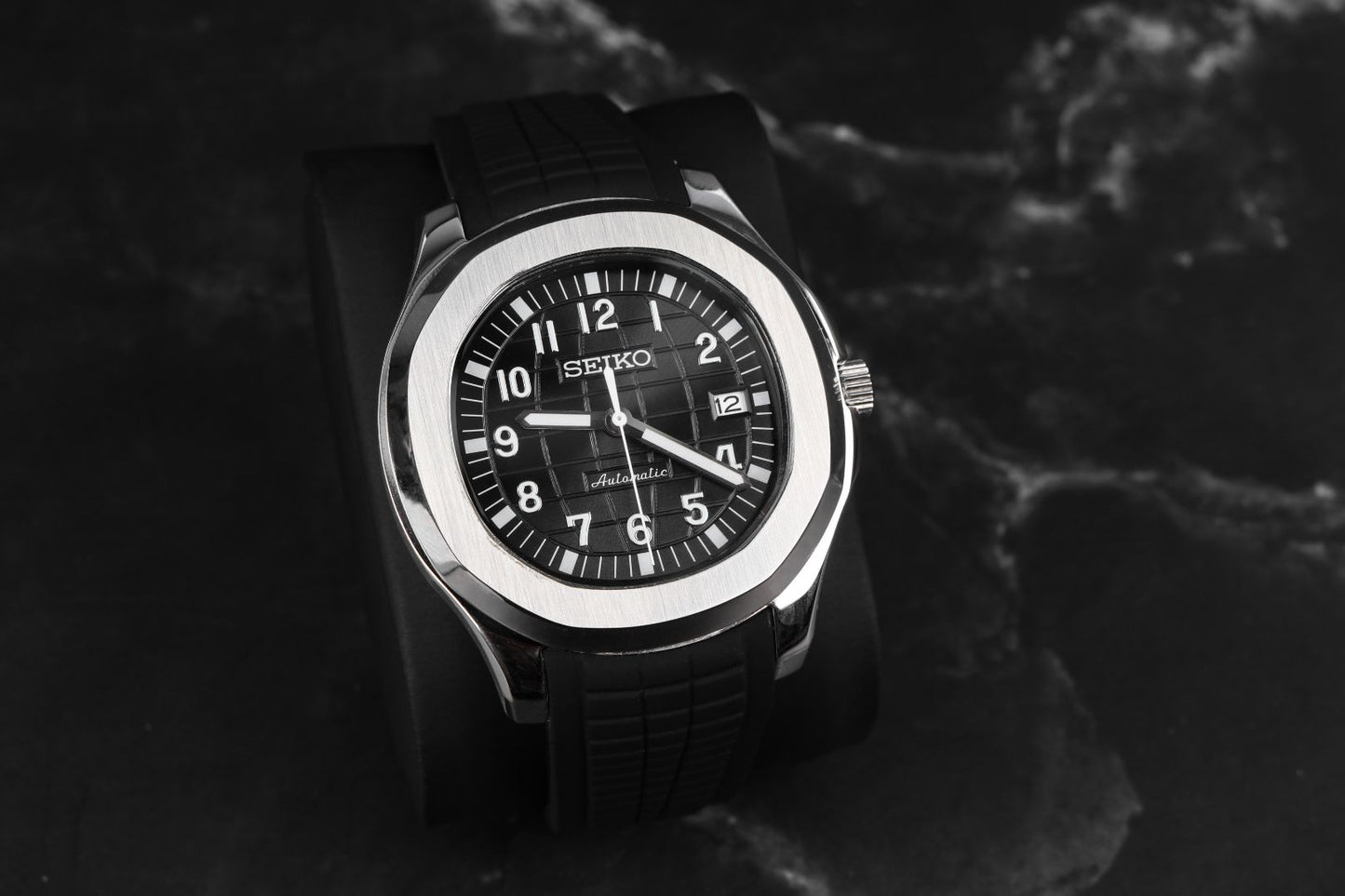 SEIKONAUT BLACK